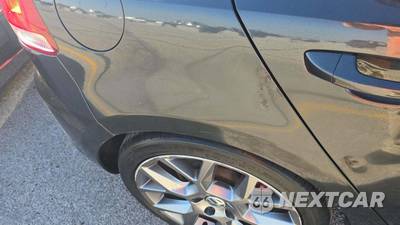 2013 Volkswagen GTI w/Convenience & Sunroof - zdjęcie 22 z 36 - miniatura