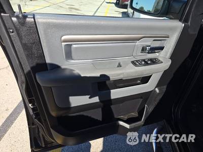 2016 Ram 1500 Big Horn Crew Cab Short Bed - zdjęcie 9 z 23 - miniatura