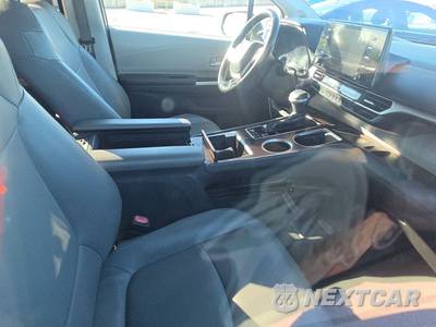 2021 Toyota Sienna XLE 8-Passenger 120.5" WB - zdjęcie 8 z 41 - miniatura