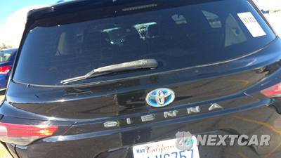 2021 Toyota Sienna XLE 8-Passenger 120.5" WB - zdjęcie 31 z 41 - miniatura