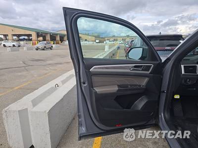 2022 Volkswagen Atlas Cross Sport 2.0T SE w/Technology - zdjęcie 9 z 38 - miniatura