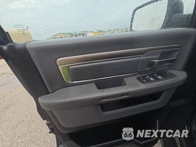 2019 Ram 1500 Classic Warlock Extended Cab Medium Bed - zdjęcie 9 z 19 - miniatura