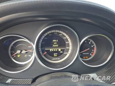2012 Mercedes-Benz CLS 63 AMG - zdjęcie 12 z 18 - miniatura