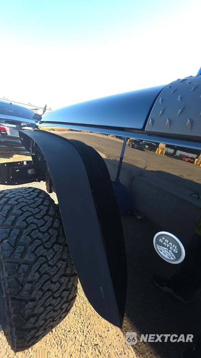 2013 Jeep Wrangler Unlimited Sahara - zdjęcie 35 z 36 - miniatura