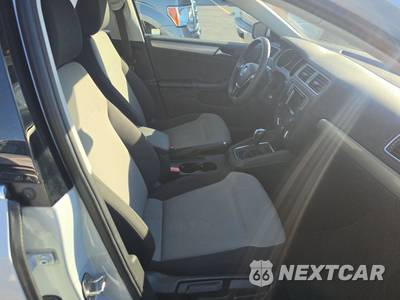 2017 Volkswagen Jetta S - zdjęcie 8 z 17 - miniatura