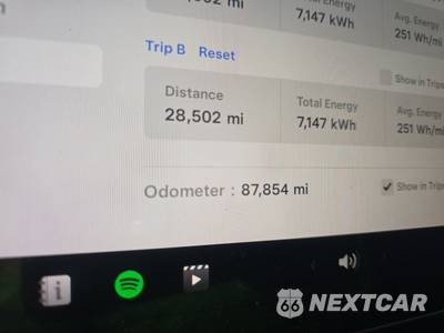 2022 Tesla Model 3 Standard Range - zdjęcie 12 z 18 - miniatura