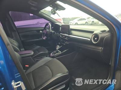 2022 Kia Forte GT-Line - zdjęcie 8 z 42 - miniatura