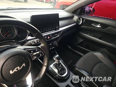 2022 Kia Forte GT-Line - zdjęcie 11 z 42 - miniatura