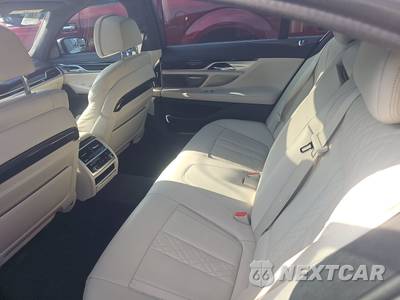 2019 BMW 7 Series Sedan 750i xDrive M SPORT LINE - zdjęcie 13 z 20 - miniatura