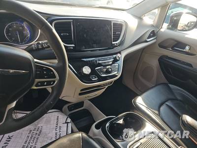 2024 Chrysler Pacifica Touring L 121.6" WB - zdjęcie 11 z 19 - miniatura