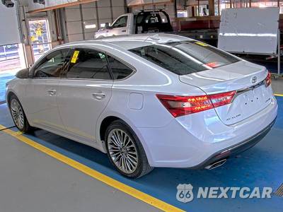 2018 Toyota Avalon Limited - zdjęcie 6 z 28 - miniatura