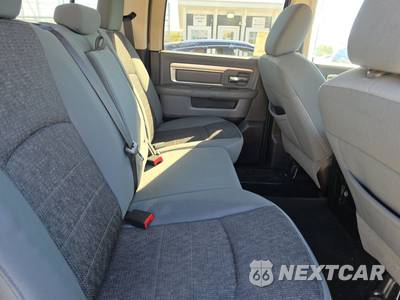 2013 Ram 1500 Big Horn Crew Cab Short Bed - zdjęcie 14 z 43 - miniatura