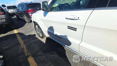 2017 Jeep Grand Cherokee Summit - zdjęcie 24 z 28 - miniatura