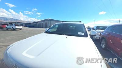 2017 Jeep Grand Cherokee Summit - zdjęcie 25 z 28 - miniatura