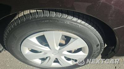 2013 Subaru Impreza Sedan 2.0i - zdjęcie 36 z 47 - miniatura