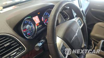 2015 Chrysler Town & Country Touring L 121.2" WB - zdjęcie 30 z 49 - miniatura