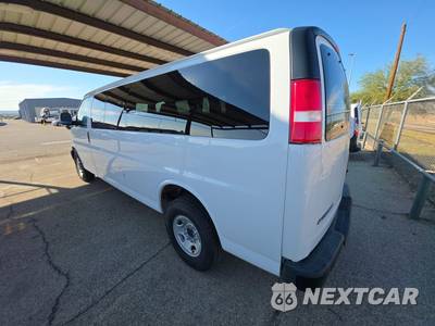 2020 Chevrolet Express 3500 Passenger Van LS 1LS 155.1" WB - zdjęcie 6 z 19 - miniatura