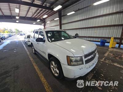 2009 Chevrolet Tahoe LTZ 1LZ - zdjęcie 3 z 45 - miniatura