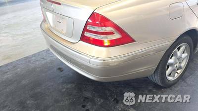 2001 Mercedes-Benz C 320 - zdjęcie 35 z 43 - miniatura