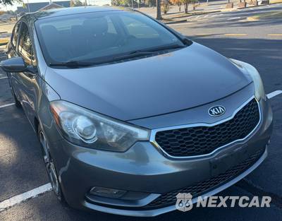2016 Kia Forte EX Sedan - zdjęcie 5 z 18 - miniatura