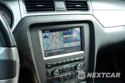 2012 Ford Mustang V6 Premium Convertible - zdjęcie 29 z 50 - miniatura