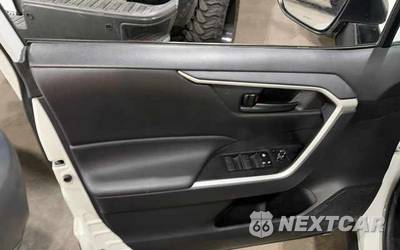 2025 Toyota RAV4 LE - zdjęcie 11 z 26 - miniatura