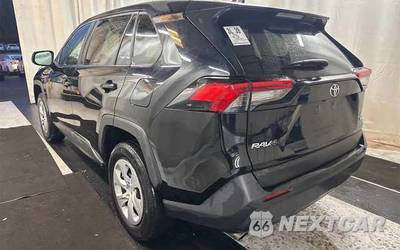 2024 Toyota RAV4 LE - zdjęcie 4 z 31 - miniatura