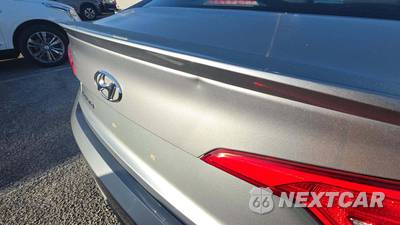 2017 Hyundai Sonata SE - zdjęcie 20 z 23 - miniatura