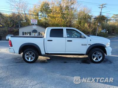 2015 Ram 1500 Express Crew Cab Short Bed - zdjęcie 4 z 18 - miniatura