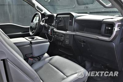 2025 Ford F-150 XL Extended Cab Medium Bed w/Rear Doors - zdjęcie 13 z 19 - miniatura