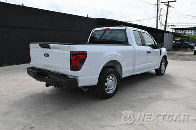 2025 Ford F-150 XL Extended Cab Medium Bed w/Rear Doors - zdjęcie 4 z 19 - miniatura