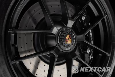 2026 Porsche 911 Targa 4 GTS - zdjęcie 26 z 92 - miniatura