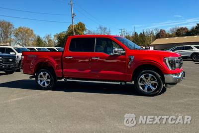 2023 Ford F-150 LARIAT Crew Cab Short Bed - zdjęcie 2 z 40 - miniatura