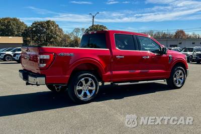 2023 Ford F-150 LARIAT Crew Cab Short Bed - zdjęcie 3 z 40 - miniatura