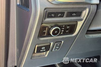 2023 Ford F-150 LARIAT Crew Cab Short Bed - zdjęcie 29 z 40 - miniatura
