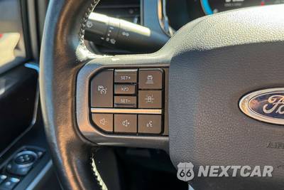 2023 Ford F-150 LARIAT Crew Cab Short Bed - zdjęcie 32 z 40 - miniatura