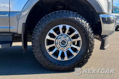 2022 Ford Super Duty F-250 Lariat Crew Cab Long Bed - zdjęcie 13 z 38 - miniatura
