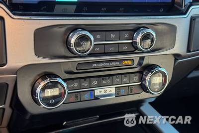 2022 Ford Super Duty F-250 Lariat Crew Cab Long Bed - zdjęcie 34 z 38 - miniatura