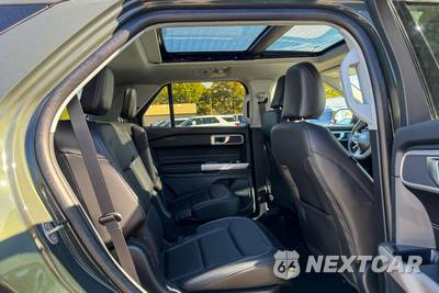 2024 Ford Explorer XLT - zdjęcie 10 z 34 - miniatura