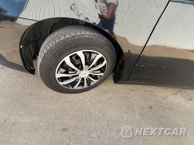 2011 Toyota Camry LE - zdjęcie 40 z 44 - miniatura