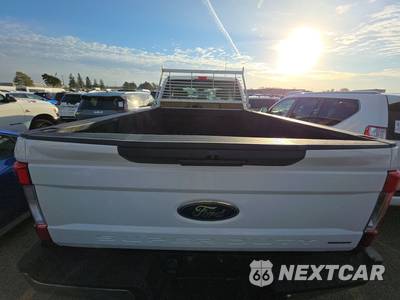 2018 Ford Super Duty F-250 XL Extended Cab Long Bed w/Rear Doors - zdjęcie 5 z 25 - miniatura