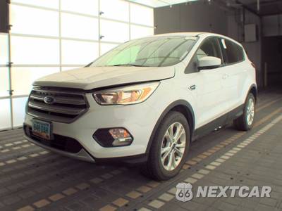 2019 Ford Escape SE - zdjęcie 1 z 26 - miniatura