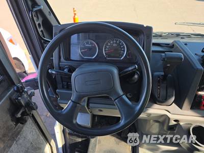 2013 ISUZU REACH - zdjęcie 10 z 17 - miniatura