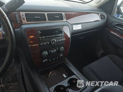 2014 Chevrolet Tahoe LS 1LS - zdjęcie 11 z 31 - miniatura