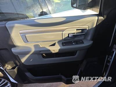 2019 Ram 1500 Classic Tradesman Regular Cab Medium Bed - zdjęcie 9 z 24 - miniatura