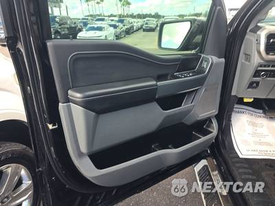 2021 Ford F-150 XLT Crew Cab Short Bed - zdjęcie 9 z 23 - miniatura