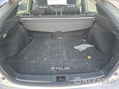 2022 Toyota Prius LE - zdjęcie 16 z 34 - miniatura