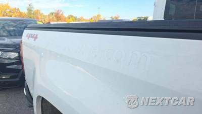 2018 Chevrolet Colorado WT Extended Cab Long Bed 4WT w/Rear Doors - zdjęcie 18 z 30 - miniatura