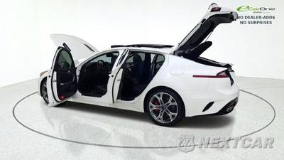 2020 Kia Stinger GT1 - zdjęcie 16 z 50 - miniatura
