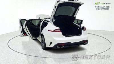 2020 Kia Stinger GT1 - zdjęcie 17 z 50 - miniatura